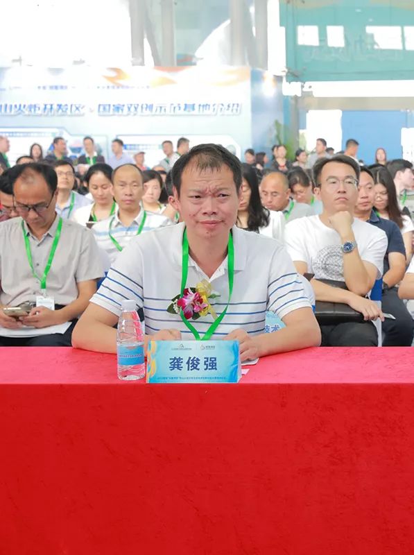 鸿俊最新招聘，开启学习之旅，拥抱变化，自信闪耀人生