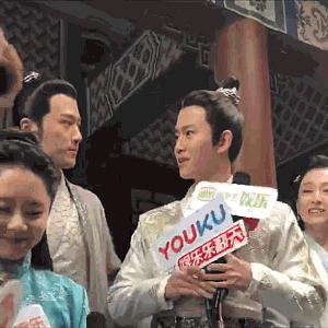 最新网剧锦衣之下，学习之旅中的变化与自信鼓舞之路